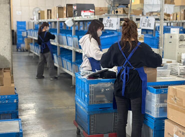 スタッフ同士、みんな仲良く協力し合ってます♪
困ったことがあればすぐにフォロー!働きやすく居心地"◎"