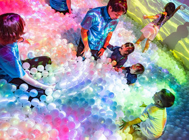 ≪こども好きの方にピッタリ!≫
『こんなに楽しいバイト、他にない!』
スタッフの嬉しい声も◎こどもと一緒にワクワクしちゃお♪