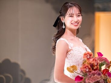 ＼ここでしか味わえないレアバイト／
未経験からウエディングプランナーも目指せる◎
ここでバイトしたスタッフの就職率は100%！