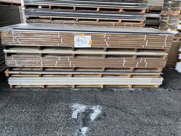 スタッフ同士の協力体制バッチリ♪
はじめてでも周りが丁寧にサポートします★