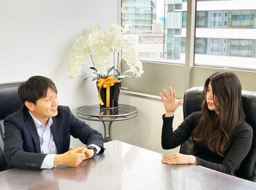 扱うのは美容液・メイク用品・サプリなど♪
「この商品知ってる！」とワクワクしながら働けるのが魅力◎