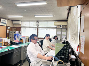 未経験の方もOK！カンタンなPC操作ができれば大丈夫です！
困った時も先輩がすぐにサポートします◎
