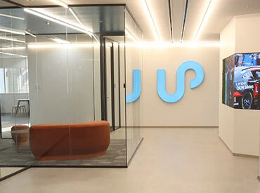株式会社アプティ 駅チカ＆残業ほぼなし◎
プライベートも大切にできます♪
相談もしやすい、明るく風通しの良い雰囲気です！