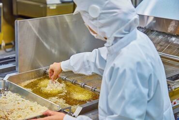 横浜クリエイトキッチンＧＨ "とんかつ新宿さぼてん"のセントラルキッチンが
★リニューアルオープン★
大手で安定性もバツグン◎
