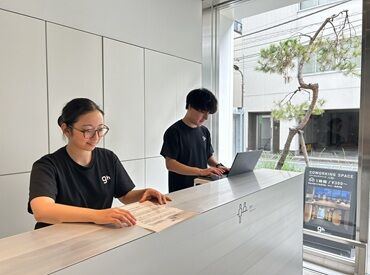 ＼20～30代STAFF活躍／
綺麗なホテルで働ける♪
フリーター活躍中！