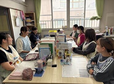 社会福祉法人 琴似あやめ福祉会 琴似あやめ保育園 優しいスタッフがサポートするので安心してスタートできます★
みんなで協力しながら働ける温かい職場です！