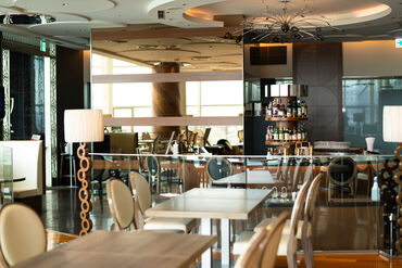 正社員デビュー大歓迎！
羽田空港の非日常空間で、お客様を"おもてなし"してください◎
早朝勤務の場合はホテル前泊もあり♪