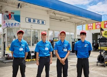 ＼車・バイク通勤OK！／
もちろん、自転車通勤もOKです！
夕方～のお仕事なのでWワークにもピッタリ！