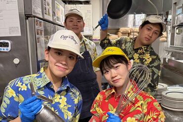 メディアでも話題のお洒落なお店♪
和気あいあいとした職場で先輩Staffがイチからお仕事を伝授しますよ!
