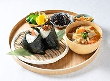 米じろう ※11月下旬NEWOPEN <バズセンター3F>バス直結で通いやすい◎
紙屋町西駅すぐのおにぎり専門店
「米じろう」で働きませんか？(*^^*)