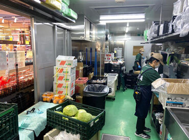 \ライフスタイルに合わせて働ける/
夕方まで・夜メイン・平日or土日だけ など
ご希望はお気軽に相談下さい♪