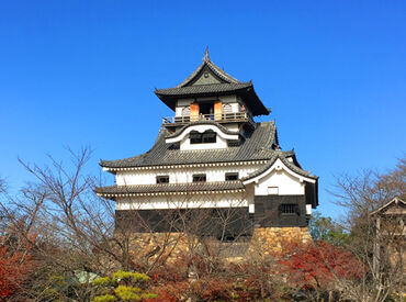 一般社団法人犬山市観光協会 観光客増加につき、スタッフを大募集！
歴史ある犬山城で働ける、
ちょっと特別な体験をしてみませんか？＊