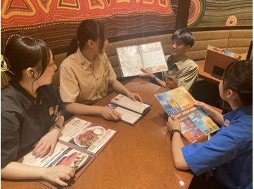 ＼柔軟シフトで安心◎／
1週間ごとの希望提出で、プライベートとの両立がラクラク目指せる！
急なお休みにも対応しています★