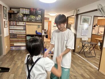 有限会社甲商事　学童保育Ciao 子育て中の方や子育てが落ち着いた方メインで活躍中♪
賑やかで楽しい時間を過ごせますよ＊