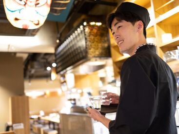 メディアで取り上げられる人気店★
ヘルシーな赤身肉を使用しているので、女性にも大好評!
まかない目当てで入った先輩も・・!?