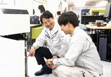 自転車・原付・バイク通勤OK！
／駐輪場、あります！＼