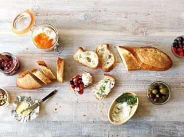 ドンクエディテ 北陸小矢部店 STAFF割引で美味しいパンが25%OFFで購入できます！
時給1100円＋明日の朝食もゲット！
うれしいオトクなポイントです★★