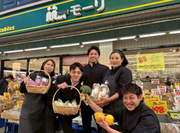 年齢問わずみんな仲良しでやさしい雰囲気♪
困った時もみんなで助け合って楽しく働いています!
新人さんもすぐ馴染めますよ◎