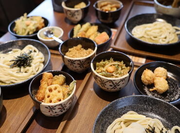 武蔵野うどん小麦晴れ　国分寺並木町店 うどん好きにはたまらない...！！
*.゜お得な食事補助｡:+
スタッフはお店のメニューを50％OFFで食べられます◎


