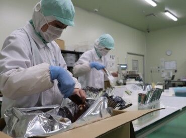 株式会社ドリーム・フーズ　本社工場 平日中心で家庭や予定と両立も◎
柔軟シフト・長期3ヶ月以上～で無理なく働けます♪
安定した職場で長く安心して働きませんか？
