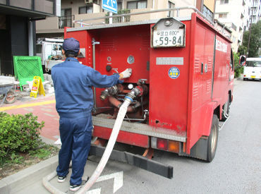 消防ポンプ車にも乗れちゃう超・レアバイト♪
免許は不要！未経験さん歓迎！
