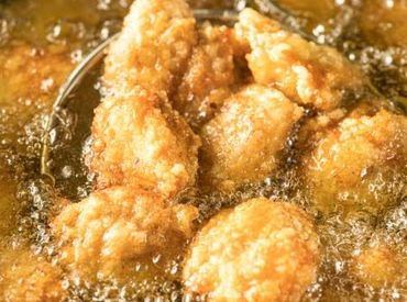 ≪難しいことはありません♪≫
スグに覚えられるので、未経験の方も安心してくださいね◎
美味しいからあげの作り方もGET♪