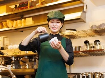 未経験さんも大歓迎！
一から丁寧にお教えするので、
お気軽にご応募くださいね♪