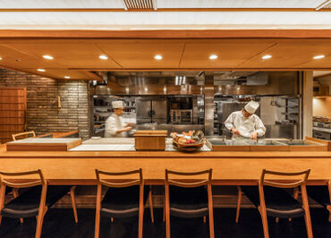 時給1450円~1500円&昇給あり!
交通費支給やまかないなど待遇も充実◎