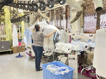 お任せする部門は仕上げの部門！
シワのないシャツを完成させたときは
「スッキリ！」した気分になります♪
※写真はイメージ