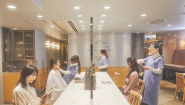 \サロン見学も随時実施/
「こんな働き方がしたい」など気軽に相談OK◎
お問い合わせだけでも歓迎です。