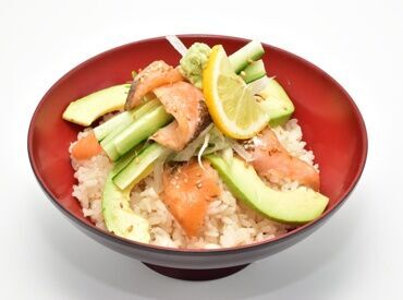 ★308円のまかないあり★
<寿司>がおトクに食べられます!
寿司大好きな方、大歓迎!みんなに大好評ですよ♪