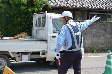 ★9割が未経験＆女性スタッフも活躍中★*
基本の座学～無線の使い方まで、
丁寧に教えるので安心してスタートできます♪