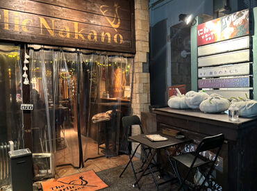 ドラマロケ地であったり、
大人気女優さんから好評だった
絶品ガーリックライスは当店です♪