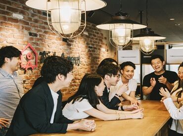 株式会社リクリエ  本社オフィス <社内平均年齢26歳>チャレンジ精神と正直なコミュニケーションを一番大事にしているベンチャー企業で自分らしく働きませんか??