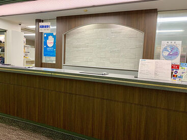 レークスワンカントリー倶楽部 美祢コース ★人気のゴルフ場でのお仕事★
先輩の丁寧なフォローで未経験の方も安心してスタートできます◎