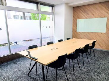 ≪働き方イロイロ≫
しっかり稼ぎたい方も、
扶養内でお小遣い程度に稼ぎたい方も大歓迎♪
月収21万円以上も可能！