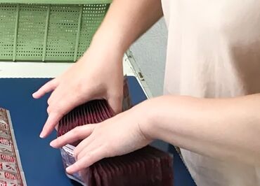 中西ゴム工業株式会社 1度流れを覚えたら、
イレギュラーな作業はほとんどナシ！
困ったときも近くの社員にHelpでOK♪
未経験のスタッフも活躍中です！