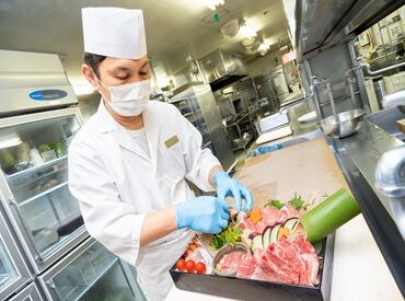 料理好き必見のお仕事♪
普段の料理スキルが活かせる！
1日3時間から勤務できるので、
プライベートとの両立もバッチリです◎
