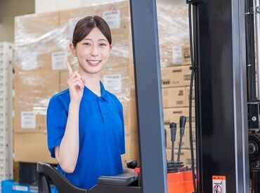 アズコーポレーション株式会社　福岡支店【011】 「大丈夫？」「何か手伝おうか？」と
お互いに助け合いながら業務に取り組めます！
チームワーク抜群☆
※画像はイメージです