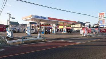 給油や洗車、オイル交換、車検などがSTAFF価格に♪
また、賞与年2回、住宅手当や資格手当など
働きやすい制度が整っています◎