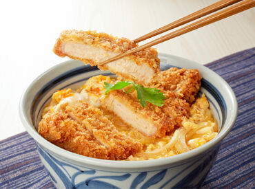 かつやの美味しいカツ丼が
なんと”0円”で食べられちゃうんです…！
食費も浮いて一石二鳥★