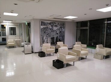 【穏やかな療養病棟】
透析経験は不要で、通常病棟業務が中心。
患者さんにじっくり向き合った看護ができます◎