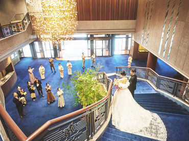 明治記念館（紹介元：株式会社明治記念館C&S） ロケ地でも有名♪あの明治記念館で結婚式場バイト★
幸せな瞬間をお手伝いしませんか？