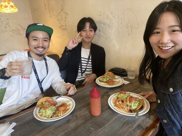 荷物を届けてほしい人と
荷物を届けたいドライバーをマッチングする
配送プラットフォーム"ピックゴー"の運行管理を担っています