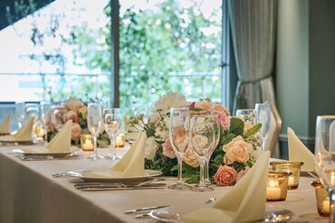 ≪仕事は幸せ空間のお手伝い♪≫
素敵な空気に包まれながらお金も稼げちゃう◎
登録制なので、”自分らしい”働き方ができる♪