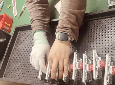 神保電器株式会社（未来工業グループ） 岐阜工場 JIMBOブランドのコンセントや配線を取り扱っている物流倉庫です。
部品を組み立て、出荷の準備をしていただくお仕事になります。