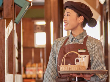 ★シフトは1週間毎の提出★
用事やご都合など最大限考慮いたします!!
Wワークも歓迎♪