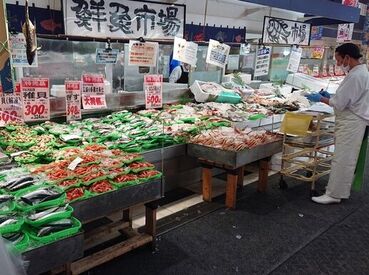 もちろん勤務中のマスク着用はOK♪
衛生面・安全面を
気にしながら働けます◎