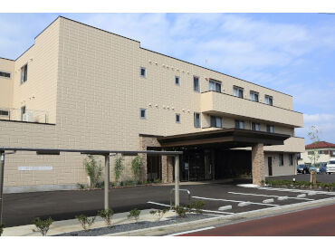 松戸ケアセンターそよ風 ＼人柄重視の採用です！／
しっかりしたサポート体制で、安心して始められる環境♪
希望の働き方、お気軽にご相談を◎