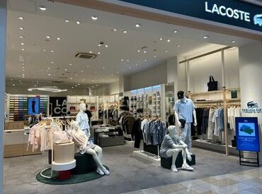 ラコステ モレラ岐阜店 オシャレを楽しみながら働ける環境です♪
知識などは必要ナシ◎できることからお任せします！